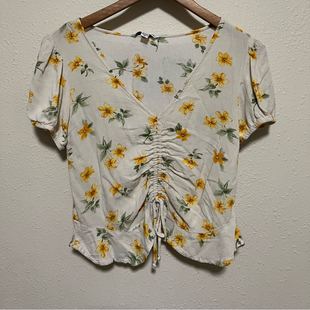 American Eagle | S | Flower